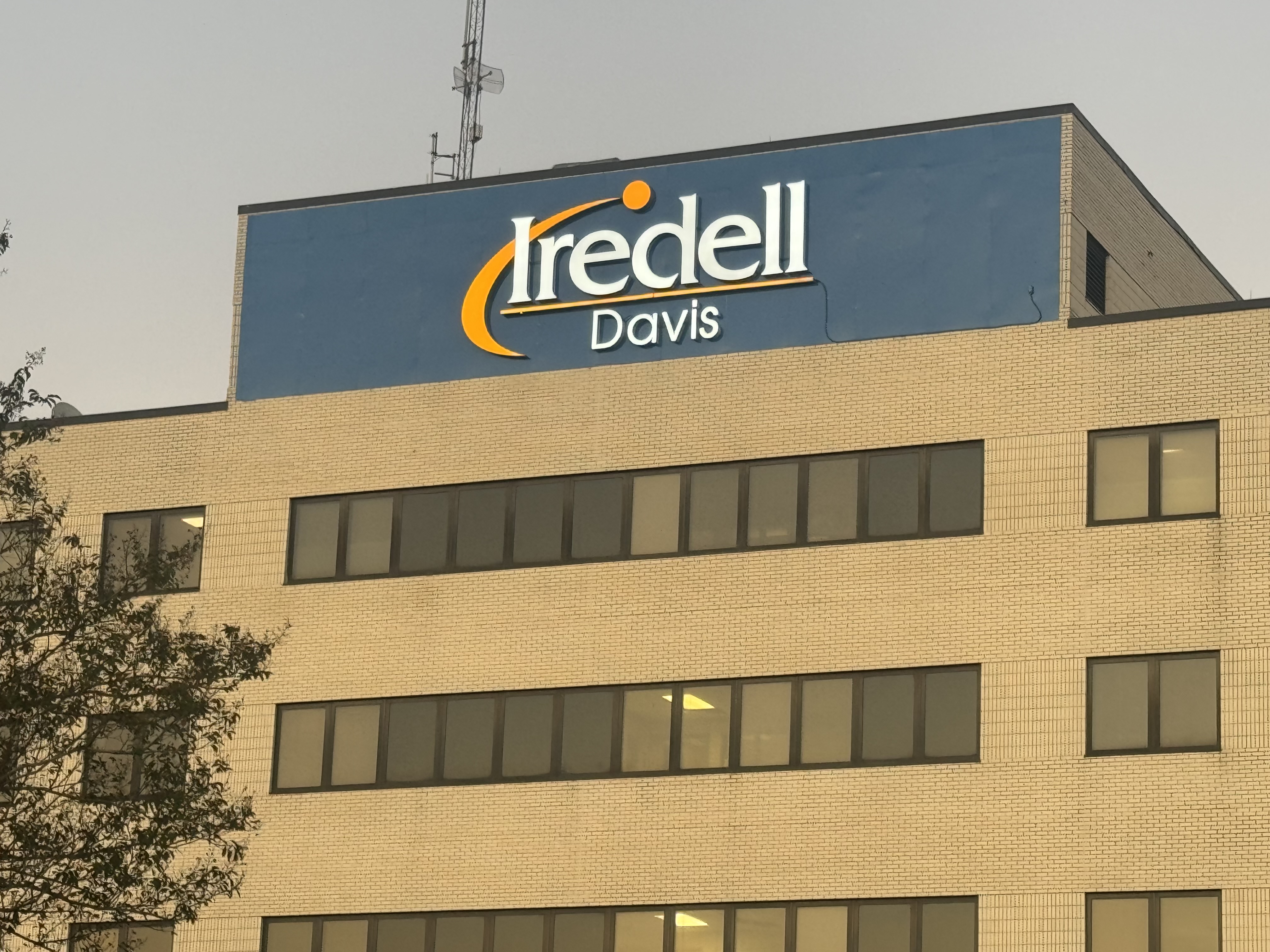 iredell large sign